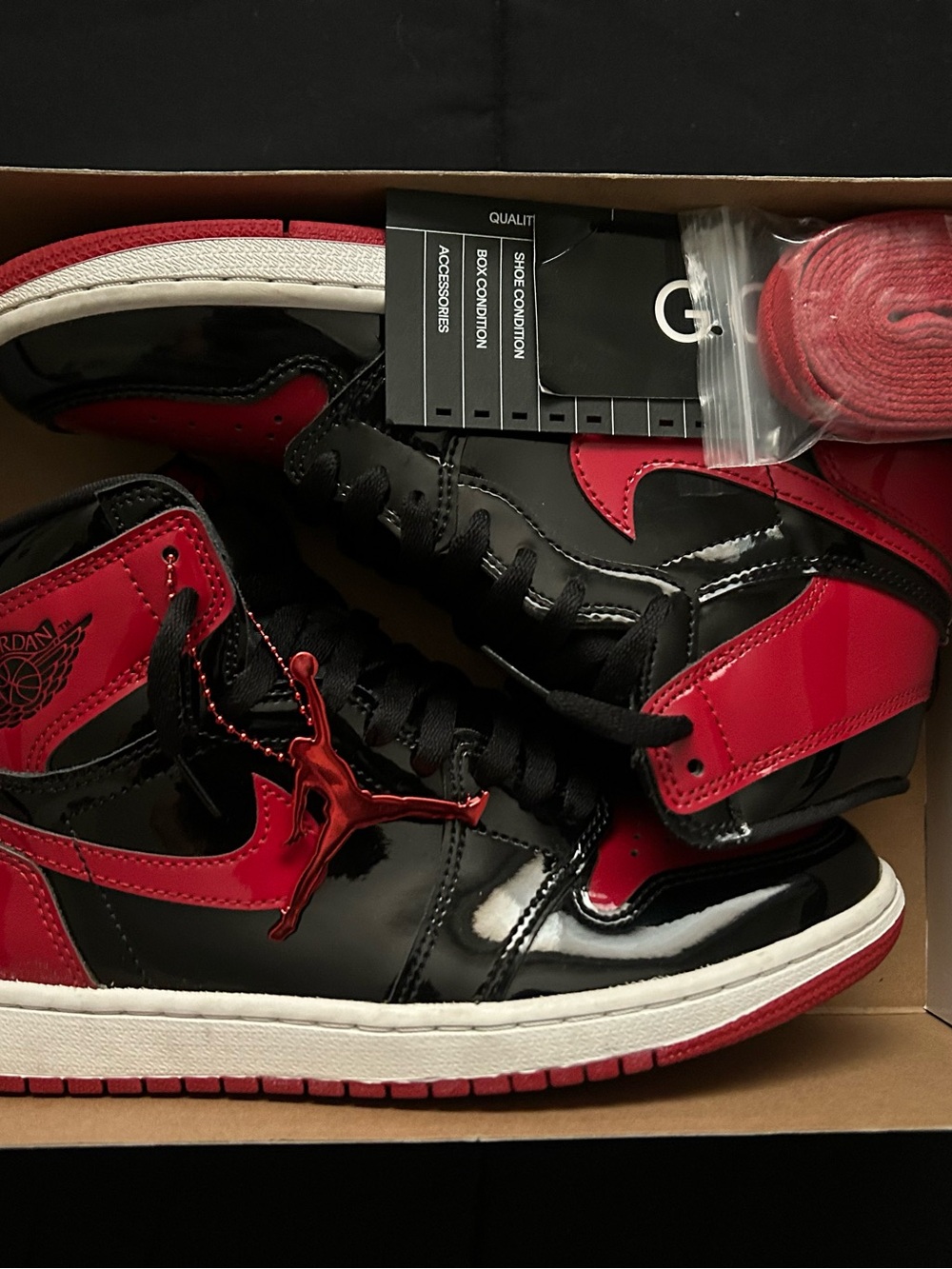 Nike Air Jordan 1 Retro High OG Box - Black and Red